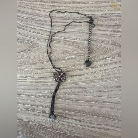 Betsey Johnson bow necklace - Picture 3 of 5